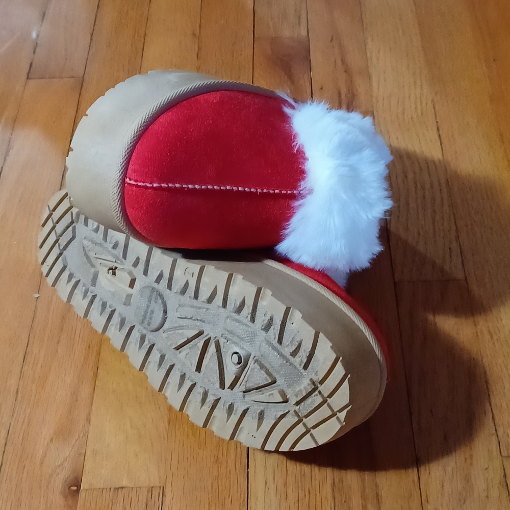 Red Mules W/ Super Soft White Faux Fur Lining, 2 in Platform Women's 7 - Picture 4 of 5